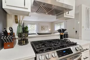 3510 Southridge Dr, Austin, TX 78704 - Photo 7