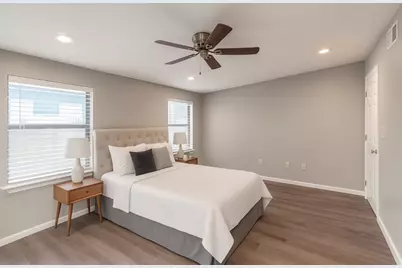 505 W Crestland Drive, Austin, TX 78752 - Photo 23