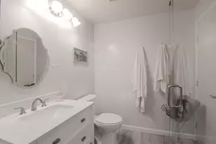 505 W Crestland Dr, Austin, TX 78752 - Photo 17