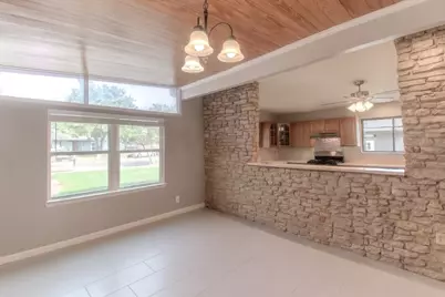 505 W Crestland Drive, Austin, TX 78752 - Photo 9