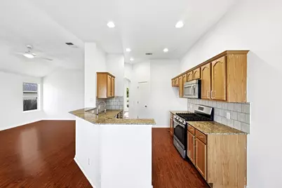196 Musgrav, Kyle, TX 78640 - Photo 7