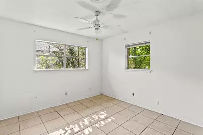 160 Gaeke Street, Giddings, TX 78942 - Photo 15