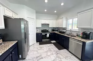 2106 Huxley Ln, Round Rock, TX 78664 - Photo 11