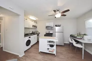 2401 Manor Rd, Austin, TX 78722 - Photo 3