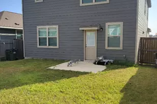 136 Eagles Dare Ln, Jarrell, TX 76537 - Photo 17