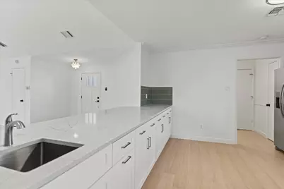 1400 Lance Way, Austin, TX 78758 - Photo 17