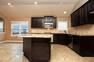 140 Copper Lake Ln, Georgetown, TX 78628 - Photo 7