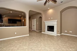 140 Copper Lake Ln, Georgetown, TX 78628 - Photo 3