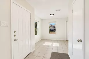 13401 Saddlebrook Trail, Austin, TX 78729 - Photo 3