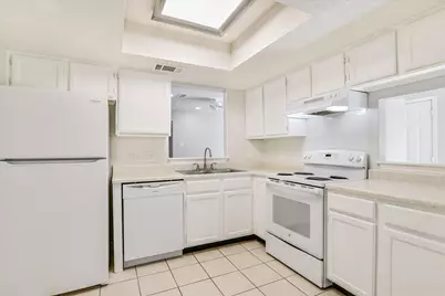 13401 Saddlebrook Trail, Austin, TX 78729 - Photo 7