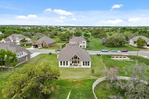 1412 Scenic Oaks Dr, Georgetown, TX 78628 - Photo 39