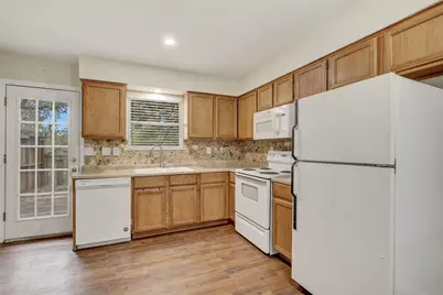 6902 Rifle Bend #B, Austin, TX 78736 - Photo 9