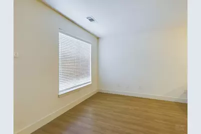 711 W 32nd Street #107, Austin, TX 78705 - Photo 5