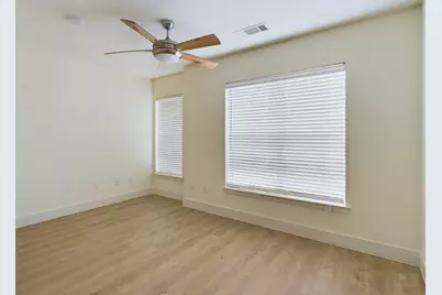 711 W 32nd Street #107, Austin, TX 78705 - Photo 29