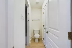 711 W 32nd St, Austin, TX 78705 - Photo 21