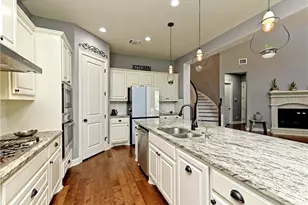 332 Quartz Dr, Dripping Springs, TX 78620 - Photo 13