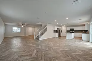 11121 Mickelson Dr, Austin, TX 78747 - Photo 9