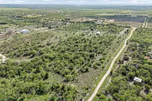 3882 Dry Creek Rd, Lockhart, TX 78644 - Photo 23
