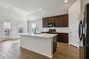 359 Spiny Lizard Ln, San Marcos, TX 78666 - Photo 9