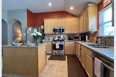 10717 Casitas Drive, Austin, TX 78717 - Photo 7