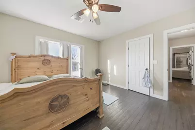 385 S Caldwell Street, Giddings, TX 78942 - Photo 5