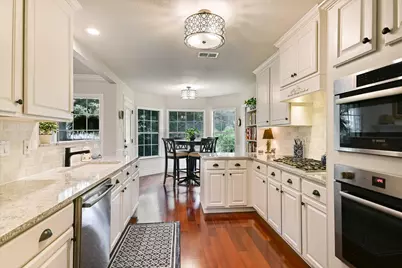 9225 Edwardson Lane, Austin, TX 78749 - Photo 9