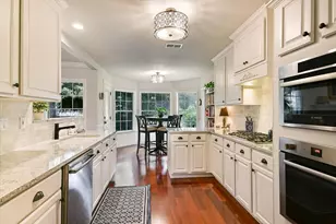 9225 Edwardson Ln, Austin, TX 78749 - Photo 9