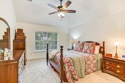 9225 Edwardson Lane, Austin, TX 78749 - Photo 11