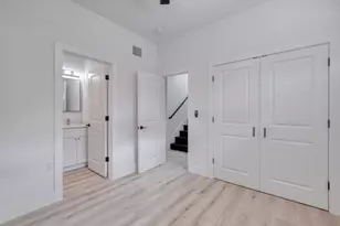 5211 Rob-Scott St, Austin, TX 78721 - Photo 19