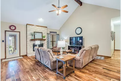 336 Primrose Drive, Kyle, TX 78640 - Photo 5