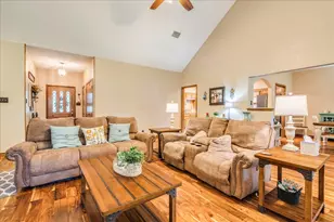 336 Primrose Dr, Kyle, TX 78640 - Photo 7
