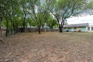 1021 Gardner Rd, Austin, TX 78721 - Photo 3