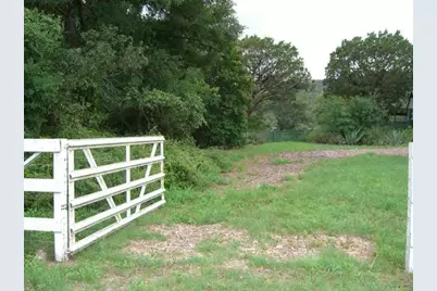 18201 Gregg Bluff Road, Jonestown, TX 78645 - Photo 21
