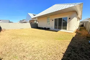 332 Blue Blaze Trl, Georgetown, TX 78628 - Photo 17