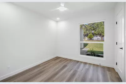 6201 Waycross Drive, Austin, TX 78745 - Photo 21