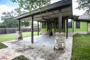 309 Juniper Dr, Mountain City, TX 78610 - Photo 29