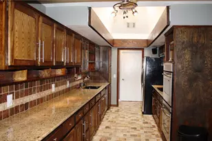 309 Juniper Dr, Mountain City, TX 78610 - Photo 19