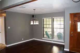 309 Juniper Dr, Mountain City, TX 78610 - Photo 9