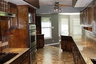 309 Juniper Dr, Mountain City, TX 78610 - Photo 21