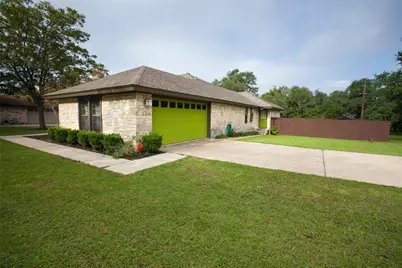 309 Juniper Drive, Mountain City, TX 78610 - Photo 3