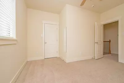 5405 Avenue H #A, Austin, TX 78751 - Photo 5