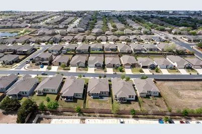 463 Bridgestone Way, Buda, TX 78610 - Photo 21