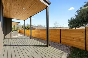 1407 Valleyridge Dr, Austin, TX 78704 - Photo 23