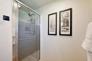 405-409 Lake View Dr, Spicewood, TX 78669 - Photo 9