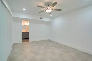 1800 Grace St, Taylor, TX 76574 - Photo 9