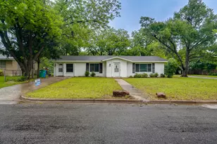 1800 Grace St, Taylor, TX 76574 - Photo 1