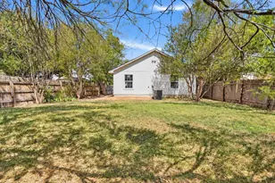 1124 Greenbriar Loop, Round Rock, TX 78664 - Photo 13