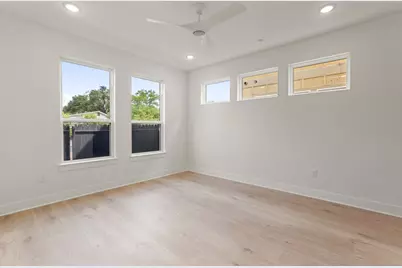 200 W 56th Street #1104, Austin, TX 78751 - Photo 9