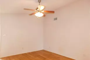5403 West Gate Blvd, Austin, TX 78745 - Photo 5