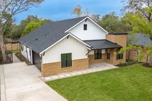 4510 Pack Saddle Pass, Austin, TX 78745 - Photo 3